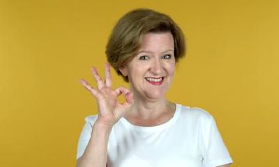 双耳贴脑的人什么时候会成功？感情运势如何？