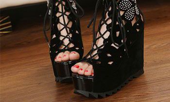 摩羯座的高跟鞋——黑色柔情