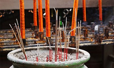 2022年8月哪天是适合出殡安葬的日子？