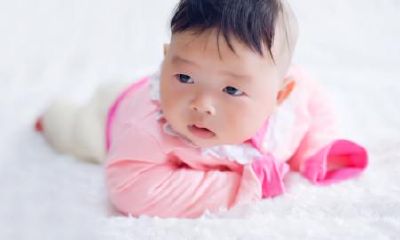 2019年1月3号出生的女宝宝怎么样起名，五行属什么