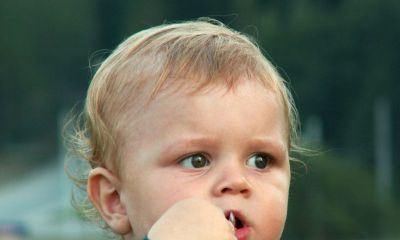 想给宝宝起名取名字里带赟字的