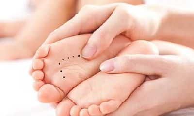 脚板底有七粒痣，脚踏七星的含义