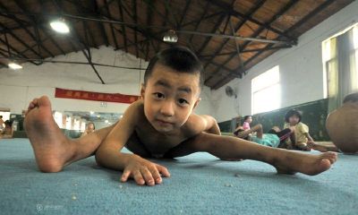 姓汤属鸡男宝宝起名取名