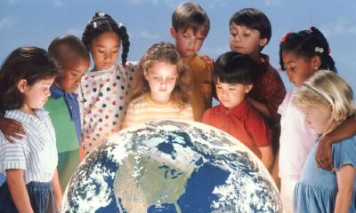 女宝宝起名取名字,中间叫艾字的