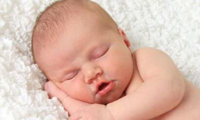 何姓男孩取名大气点的的