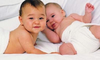 100分何姓男孩取名