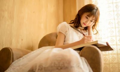 属蛇人做什么生意最旺（2023年属蛇大忌颜色）