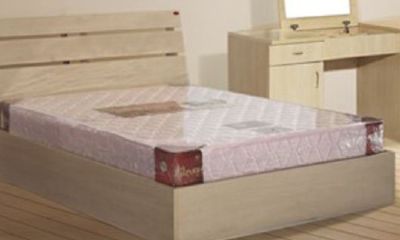 风水床底下放东西好吗（属鸡40岁是哪一年出生）