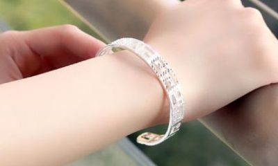 不开光能带银手镯吗（银手镯需要开光吗）