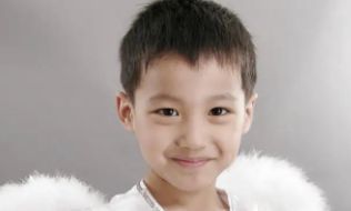 小孩起名字大全2023年男孩（小孩起名字大全免费）