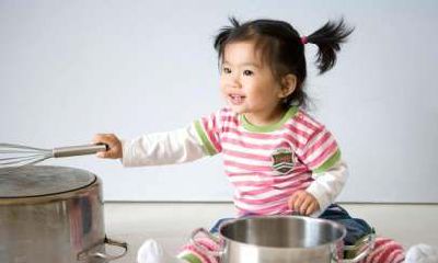 给女婴起名字起什么好（刚出生的婴儿怎么起名字）