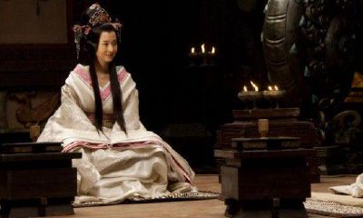 玉山说紫微圣人的妻子（两个平面相交是异面吗）