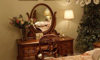 镜子放财位用窗帘盖上可以化解吗（财位镶嵌镜子怎么化解）