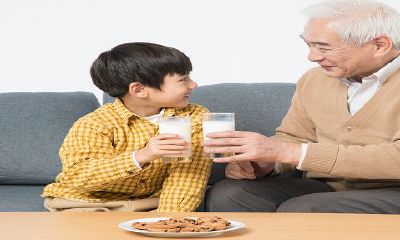 孕妇梦到死去的外公还活着（1969年属鸡女人2023年的运势）