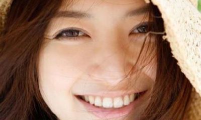 柳叶眉女人老公面相（女人弯月眉面相）