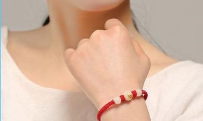 女人红绳配转运珠戴左手还是右手（女人戴转运珠戴哪个手）