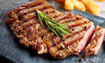 木质牛排盘如何保养（牛排盘子什么材质的好）