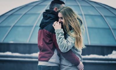 双子座女喜欢你的表示（双子女聊天喜欢你的信号）