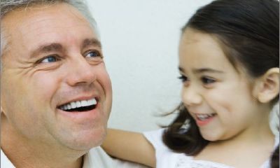 嘴角陷进去面相（嘴角纹向下面相）