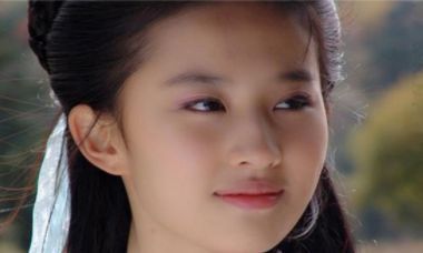 处女座对待感情是如何的（双子座女生性格）