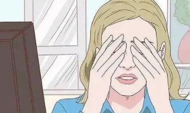 星期天右眼皮跳预兆（左右眼皮跳是什么预兆）