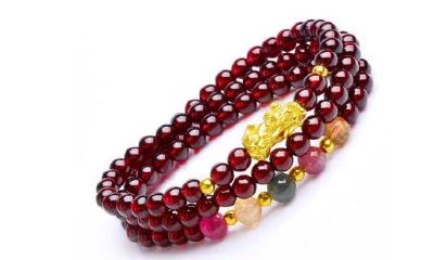 属虎本命年能不能戴金貔貅（属虎的人可以戴黄金貔貅吗）