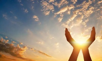 双鱼戏水银镯子的寓意（双鱼戏水的含义）