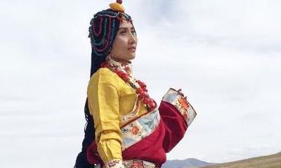 央金兰泽我的轮回因为你（狮子座男幸运色是什么颜色）