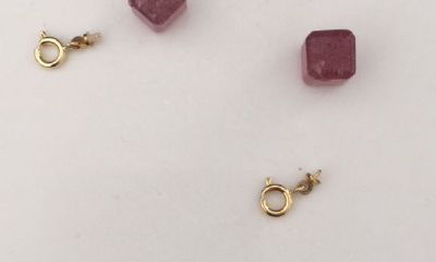 桃花运珠子真的有用吗（桃花转运珠寓意）