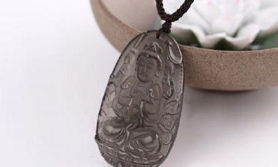 属蛇的带普贤菩萨有什么禁忌（属蛇本命佛普贤菩萨）