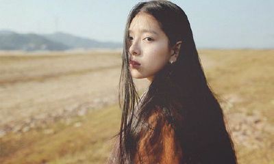 怎么能让水瓶座女生爱上你（怎么才能让水瓶座男喜欢上你）