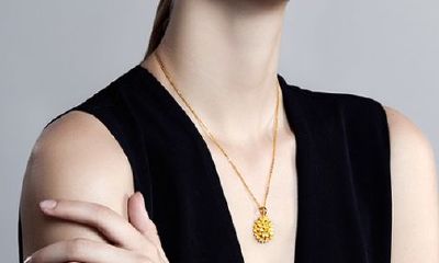 本命年戴金饰三个好吗（本命年戴金手镯可以吗）