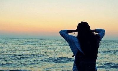 6月的双子座男生喜欢一个人表现（水瓶座男生喜欢一个人的表现）