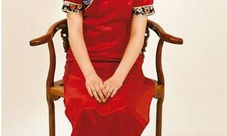 本命年送红色的东西（本命年红色衣服谁买有讲究）