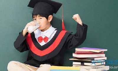 姓任男孩子取名字大全四个字（姓任男孩子取名字大全两个字）