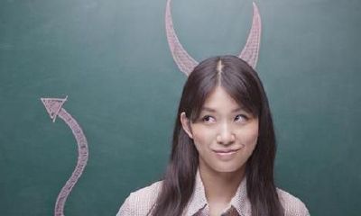 什么样面相的女人最容易出轨（女人容易出轨的面相）