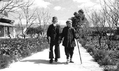 两人出生时间姻缘（夫妻出生年月日配对）