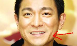 腮帮子突出的女人面相（有后福的女人面相）