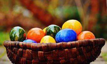 双唇厚的女人面相嘴唇厚好吗（女人嘴唇厚代表什么面相）