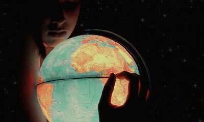 天蝎座男生分手了会回头吗（旧爱和新欢天蝎座会选）