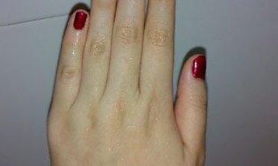 手指头粗壮手相怎么样（女人中指下有竖纹手相）