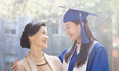 抓住狮子座男心的秘诀（让狮子男爱死你的方法）