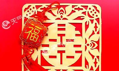 2023年93年属鸡女几月份结婚好（27岁属鸡的什么时候结婚好）