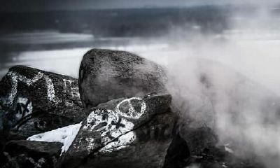 梦见死人笑了是什么意思（梦见死去的人笑得很开心）