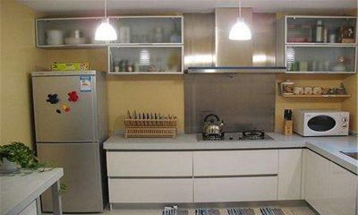 冰箱是放厨房还是放餐厅风水（冰箱放哪里合适风水）