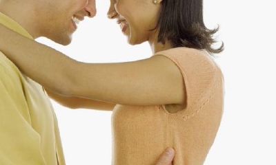 个人生辰八字解析晚婚（两个人的生辰八字查询）