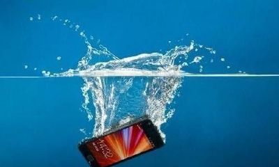 周公解梦手机掉水里边咋回事（周公解梦梦见手机掉水里）