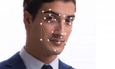 左眼底部的一颗痣所代表的含义是什么？眼周围的痣是否有任何益处或危害？