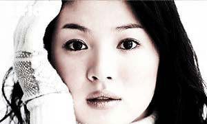 揭秘天蝎座美女的无与伦比魅力：不可错过的卷发造型方法