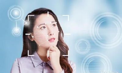 如何识别命中带有太极贵人和华盖的女性？